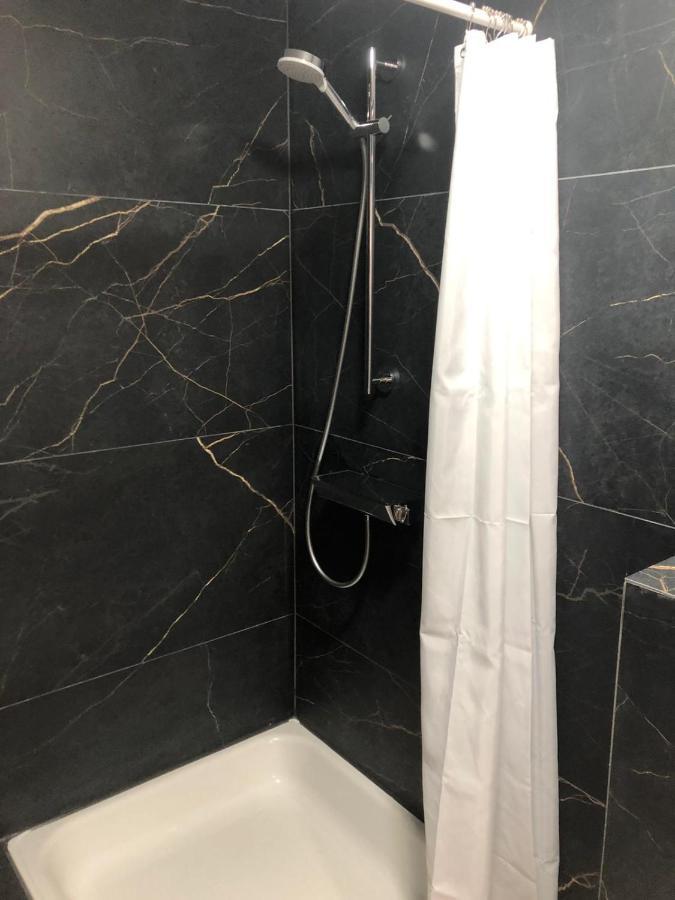 Zentrale Innenstadt-Wohnung Würzburg Eksteriør bilde